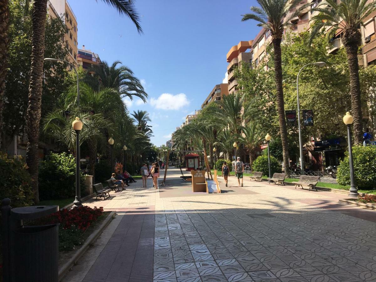 4 Bedrooms -Seneca Center Apartment Alicante Ngoại thất bức ảnh